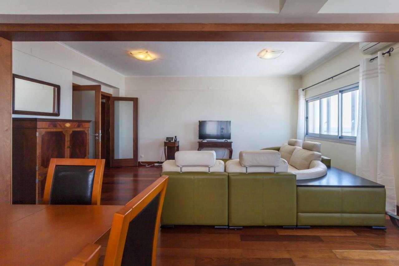 Deluxe Marina Apartment Понта-Делгада Екстер'єр фото