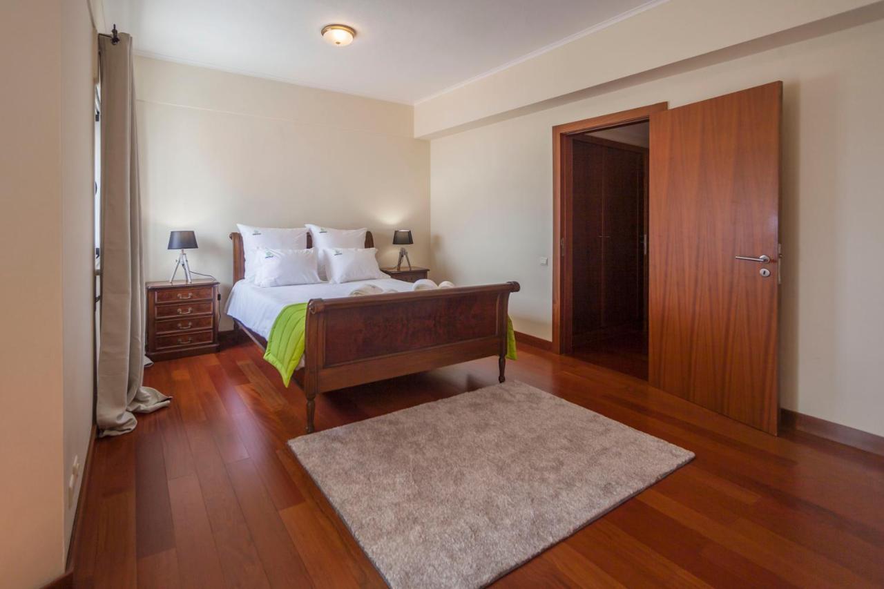 Deluxe Marina Apartment Понта-Делгада Екстер'єр фото